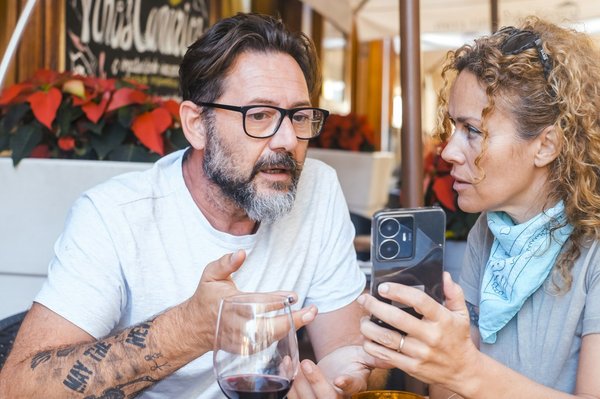 Quelles sont les meilleures pratiques pour la gestion des conflits dans les équipes de vente ?